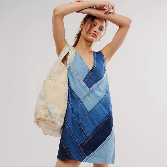 Free People Bohemian 70s Patches Of Denim Mini Dress XS NWT Patchwork Fall Retro - Picture 16 of 16